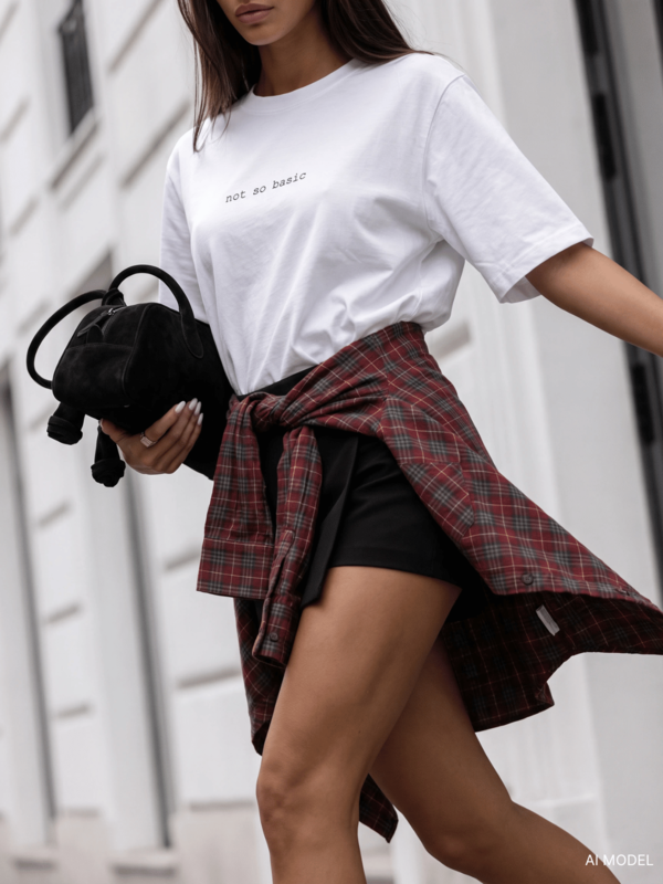 T-shirt Not So Basic Biały