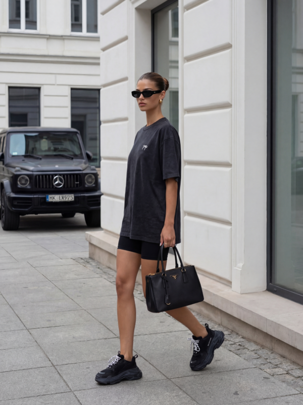 T-shirt Mertis Czarny