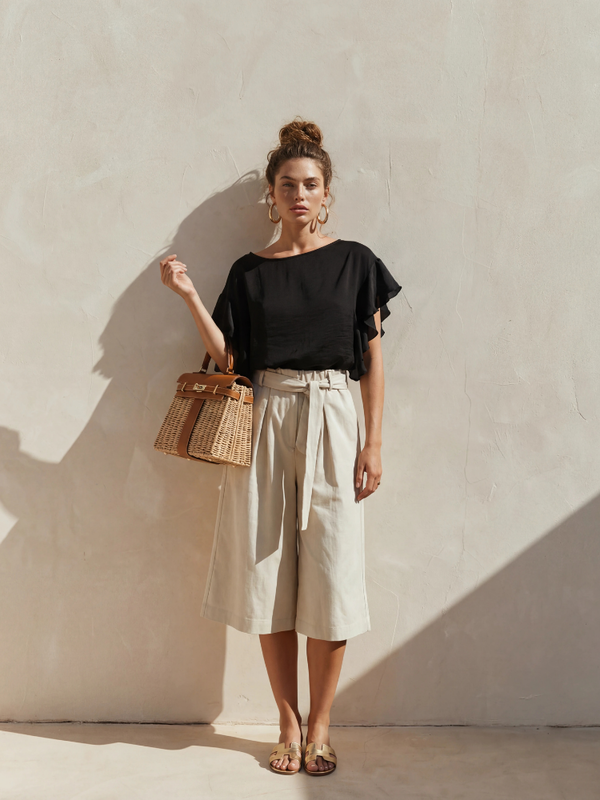 Spodnie Bermudy Trishi J. Beż